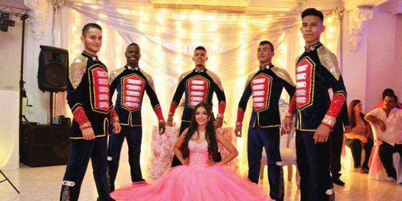 Hora Loca, Edecanes, Vals de 15 Años